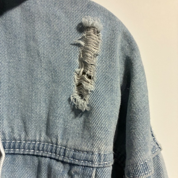 Girl's Unique denim jacket - Picture 4 of 11